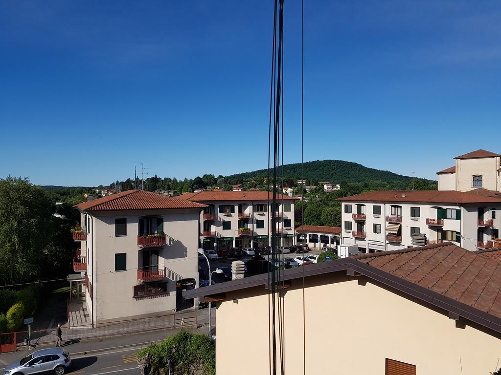 Casa Elena Apartment Albese Con Cassano Bagian luar foto